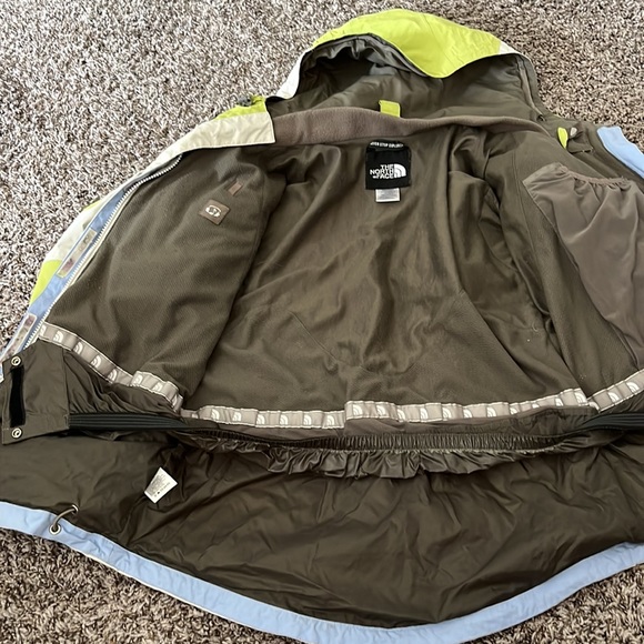 North face green shell coat - Picture 4 of 5